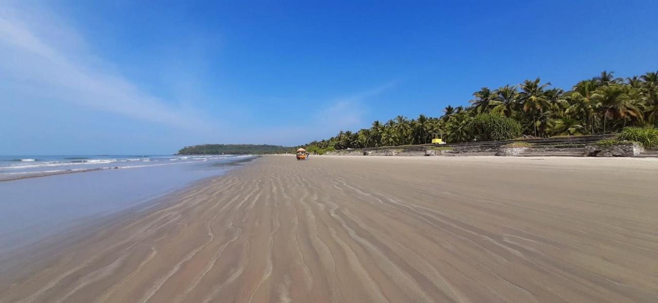 Corniche Beach Resort Mulappilangad Exterior photo