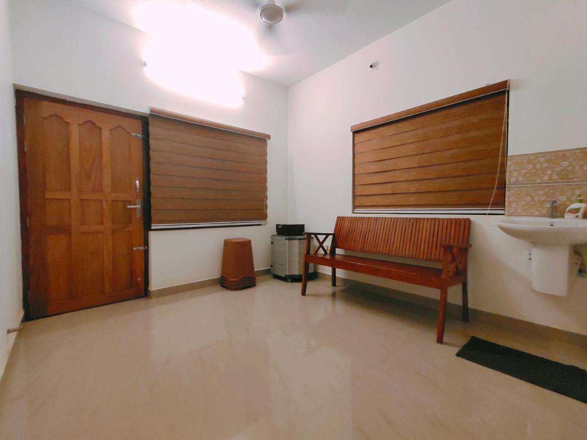 Corniche Beach Resort Mulappilangad Exterior photo