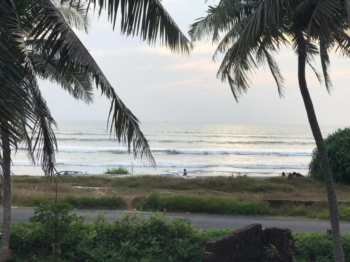 Corniche Beach Resort Mulappilangad Exterior photo